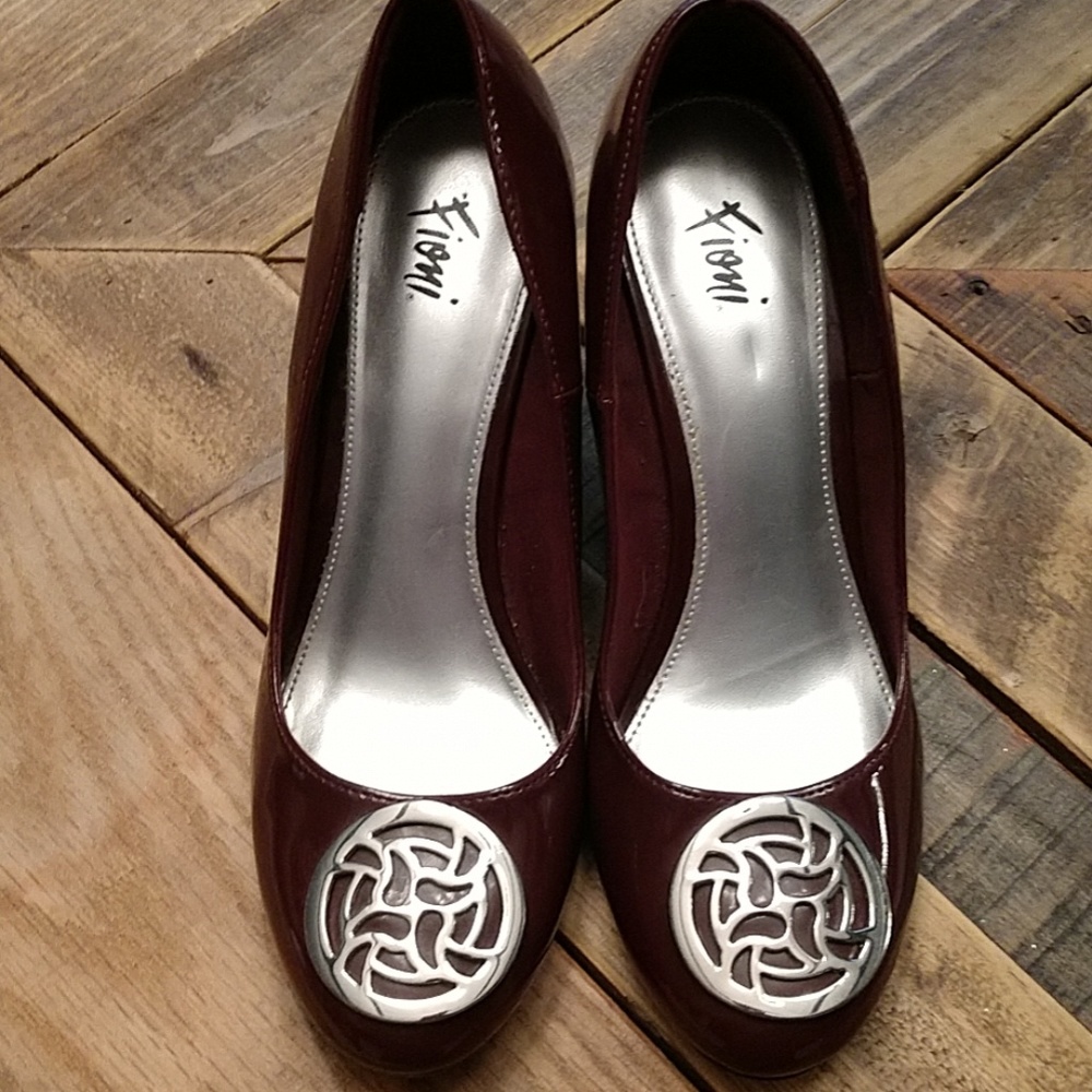 Fioni Wedges